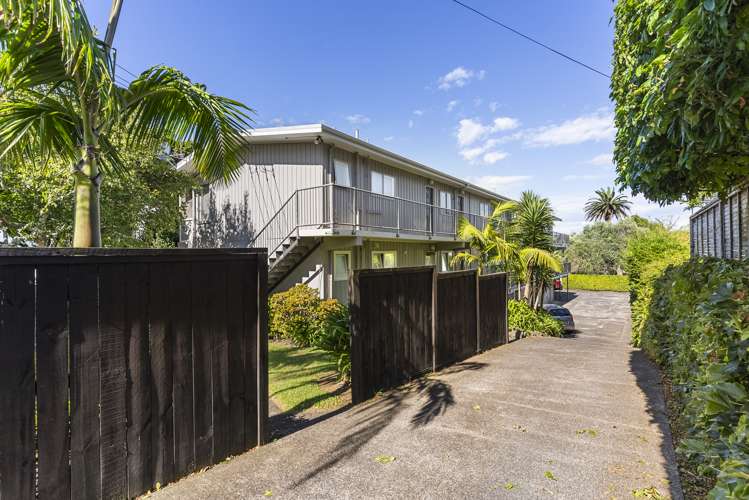 8/5 Orakei Road Remuera_12