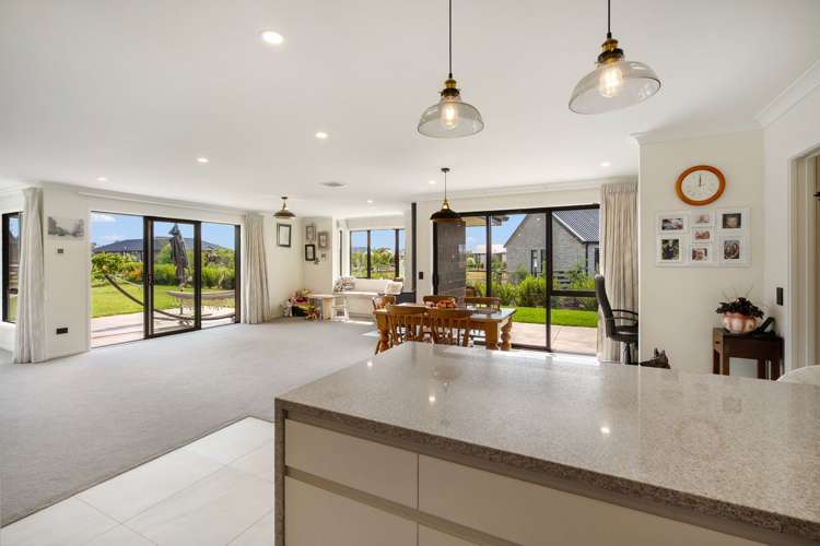 47 Summers Road Darfield_18