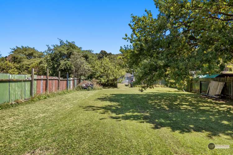 25 Dover Road Wainuiomata_16