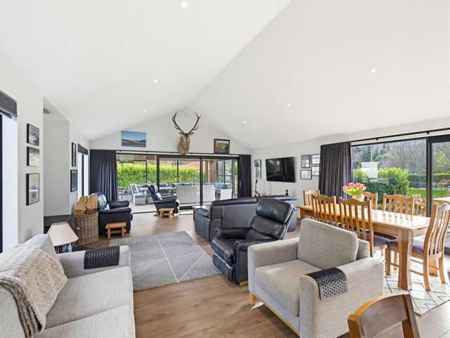 13 Hart Place Lake Coleridge_2