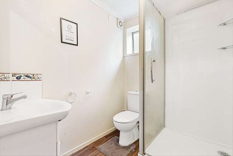 75 Clark Road Pahurehure_15