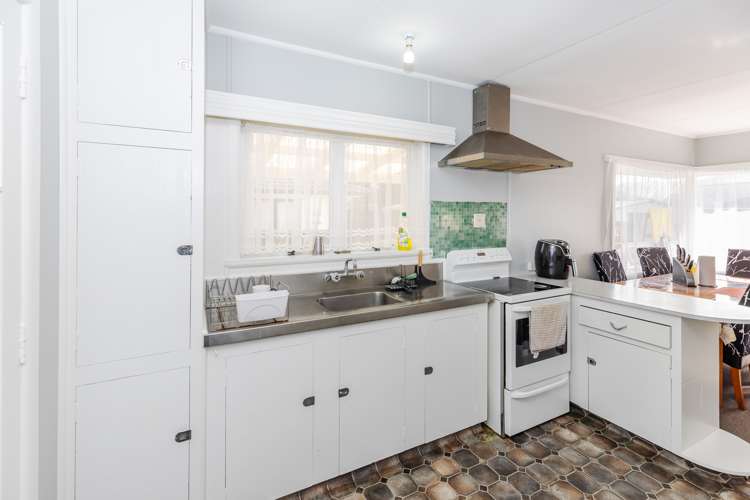 6 Liston Crescent Hillcrest_12