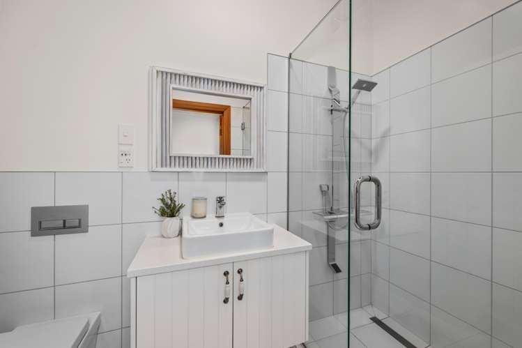 47 Inkerman Street Renwick_13