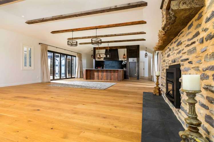 20 Myra Evelyn Grove Dairy Flat_8