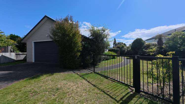 8 Haines Grove 2774_0