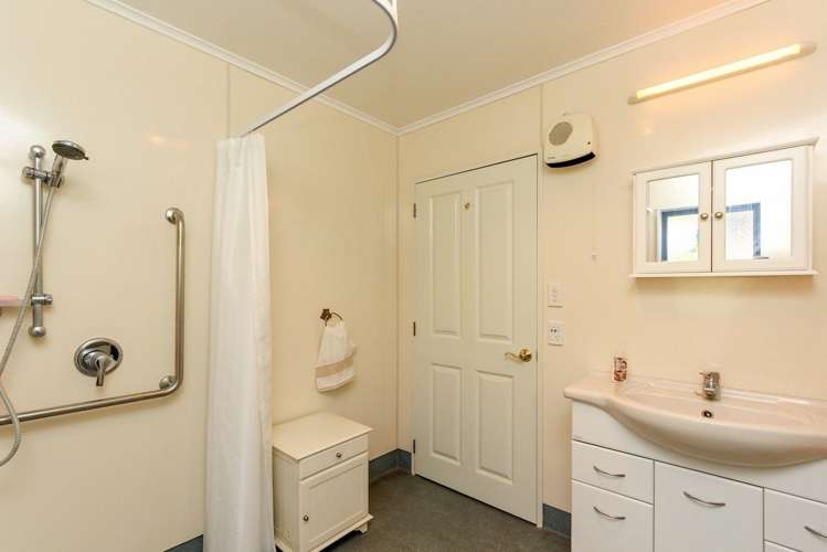 4/32 Mill Road Lower Vogeltown_13