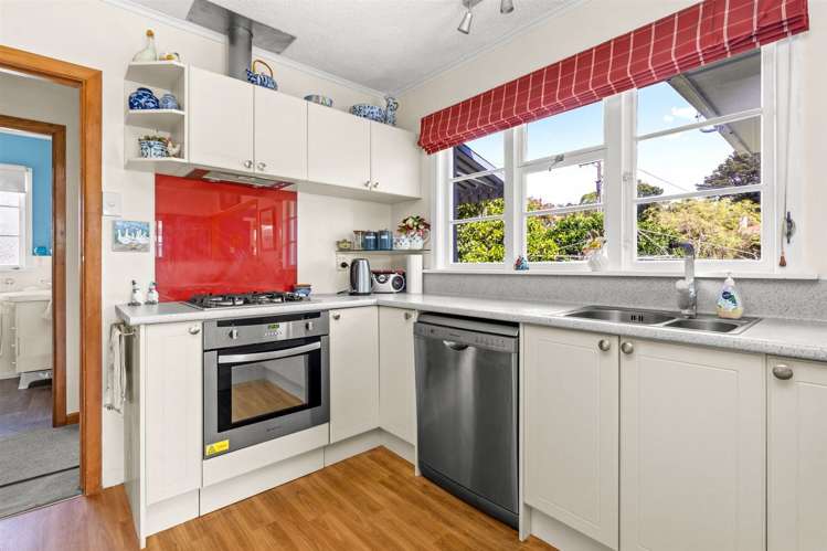 16 Clark Road Kamo_11