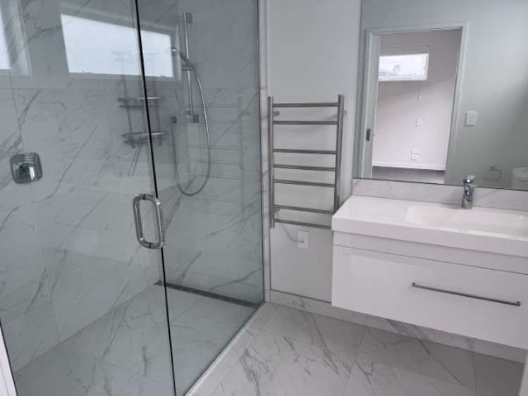 50 St Pauls Drive 11218_7