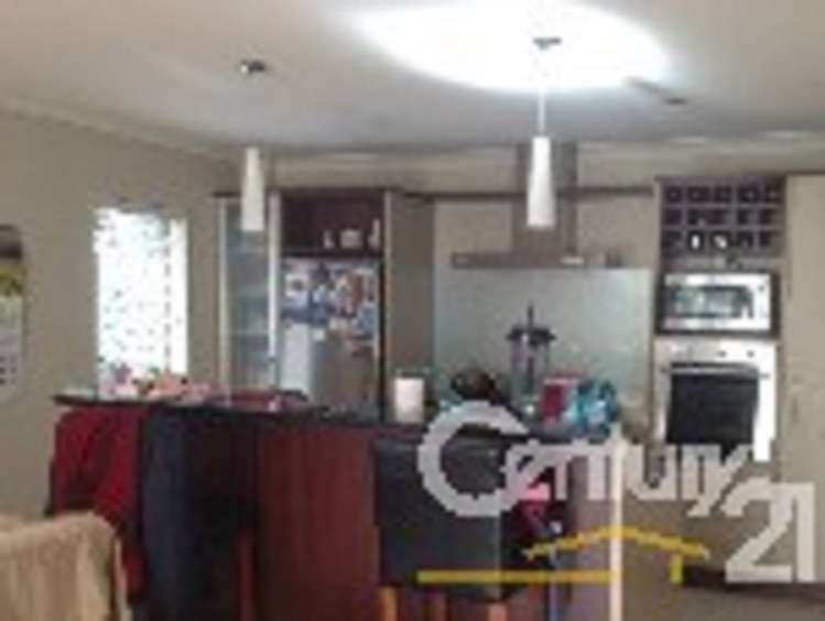 20 Amaretto Avenue Flat Bush_3