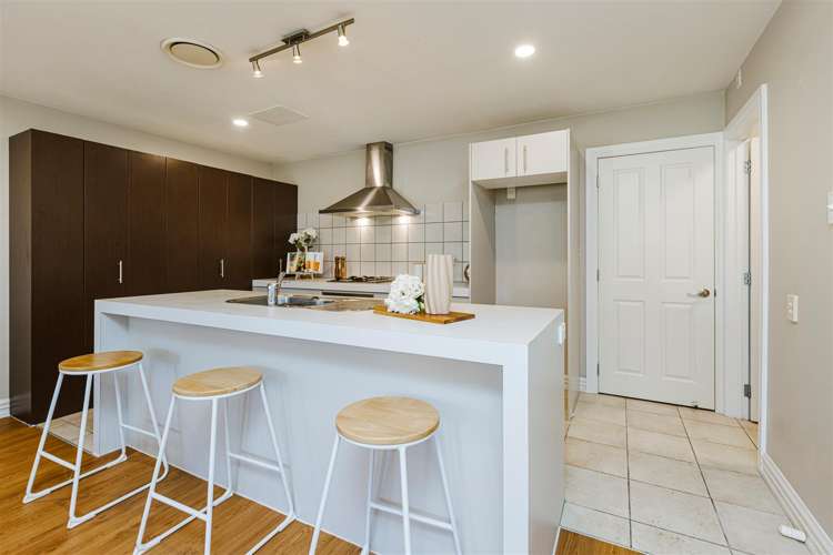 10 Leneford Drive East Tamaki_10