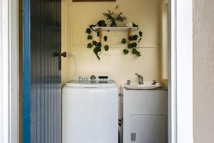 14 Kowhai Street Tawa_11