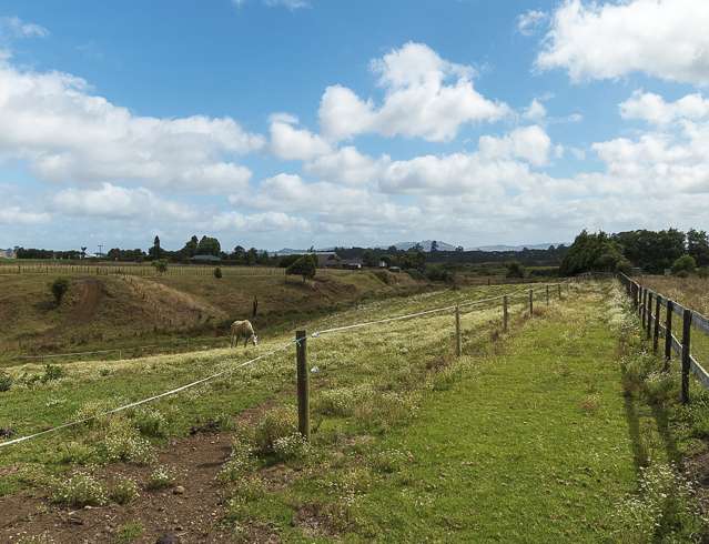 32 Hunter Road Pukekawa_1