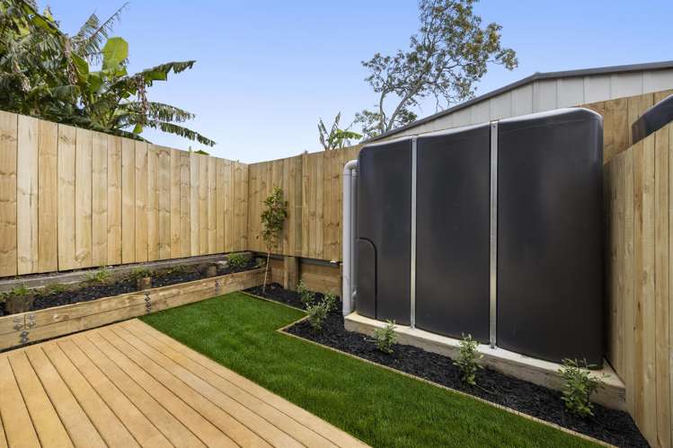 1/4 Blossom Lane Manurewa_12