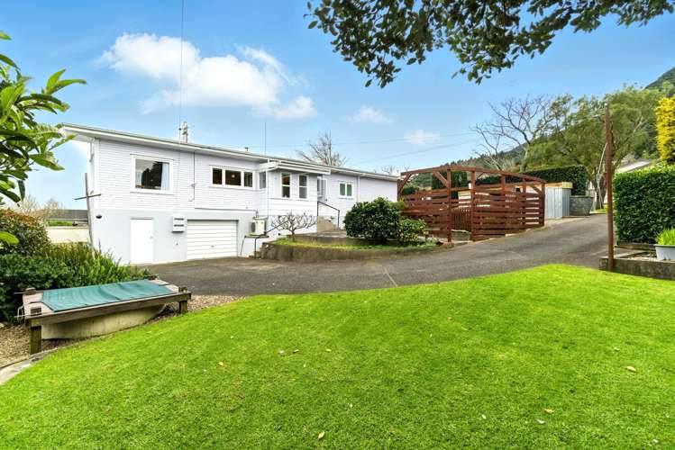 3 Lawrence Avenue Te Aroha_19