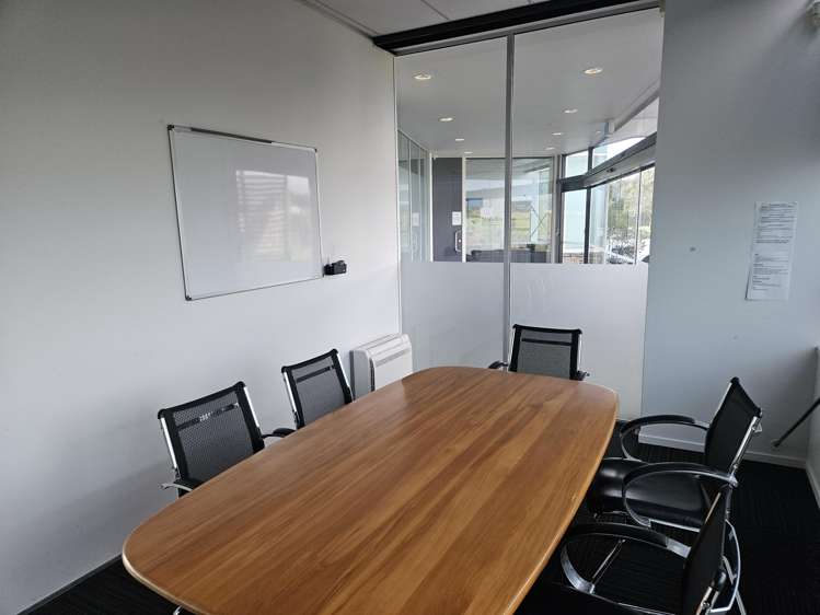 West wing/8 Marsden Bay Drive Marsden Point_4