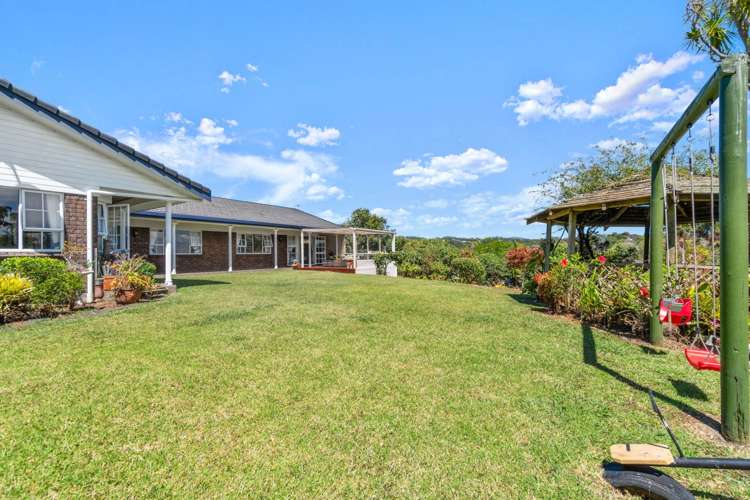 139 Golf Road Titirangi_4