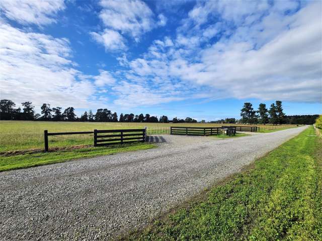 4ha Blocks Available in Springbank