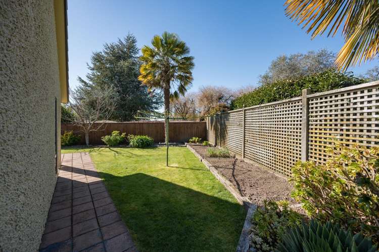 63 Otia Drive Richmond_22