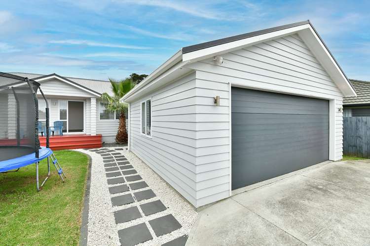 18 Aitkenhead Court Parakai_22