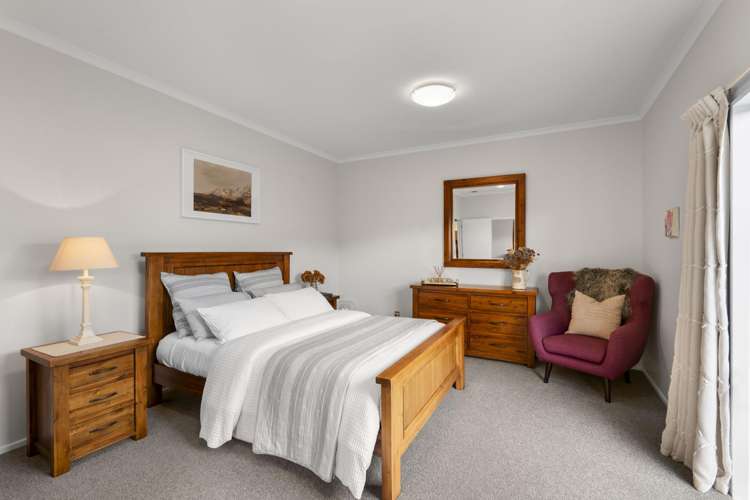 237 Southfield Drive Lincoln_25