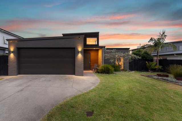 32 Defender Crescent Beachlands_3