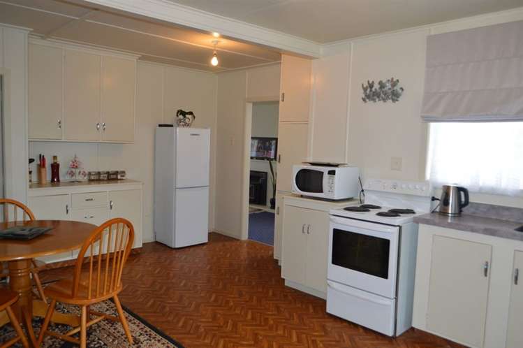 18 River Road Taumarunui_2