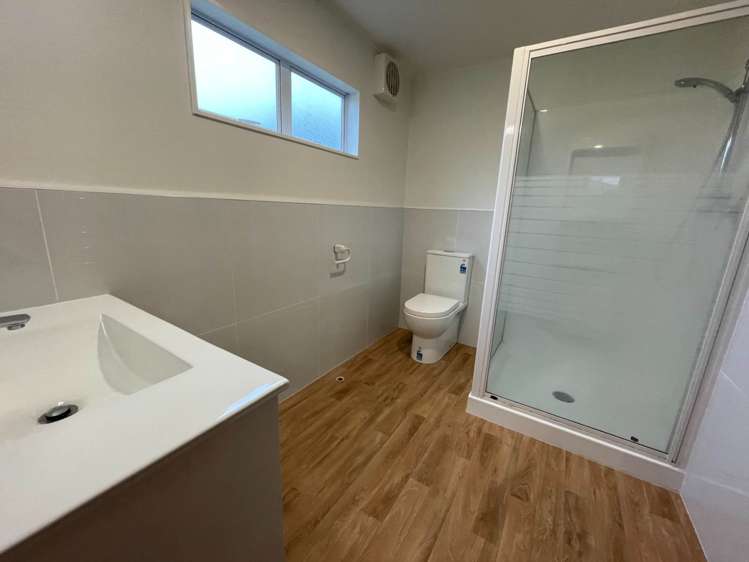 119 Bruce Road Glenfield_17