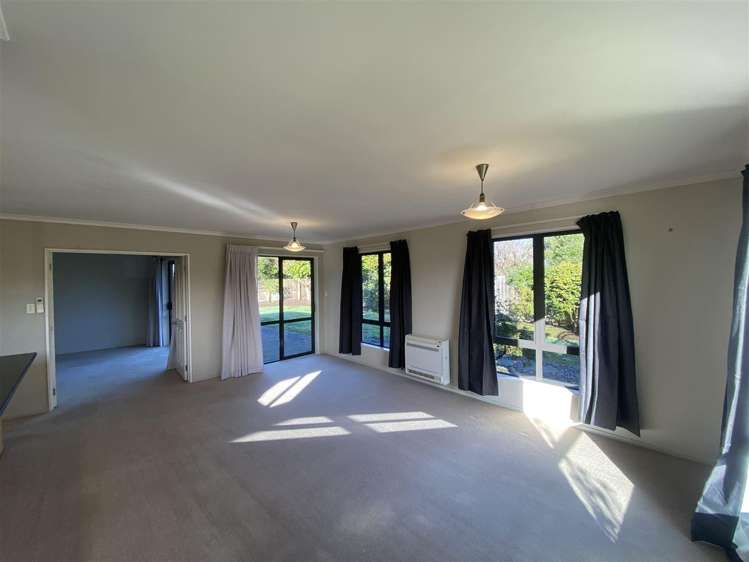 216 Southfield Drive Lincoln_4