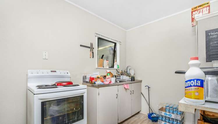 1/9 Maplesden Drive Clendon Park_4