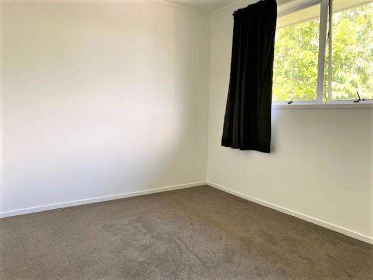 1 Phillip Parade Forrest Hill_9