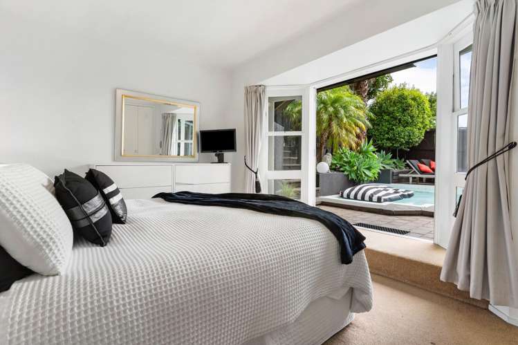 5 Amante Crescent Mairangi Bay_19