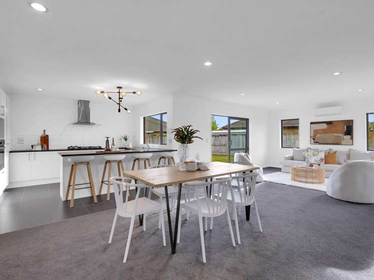 11 Wessex Place Rototuna North_7