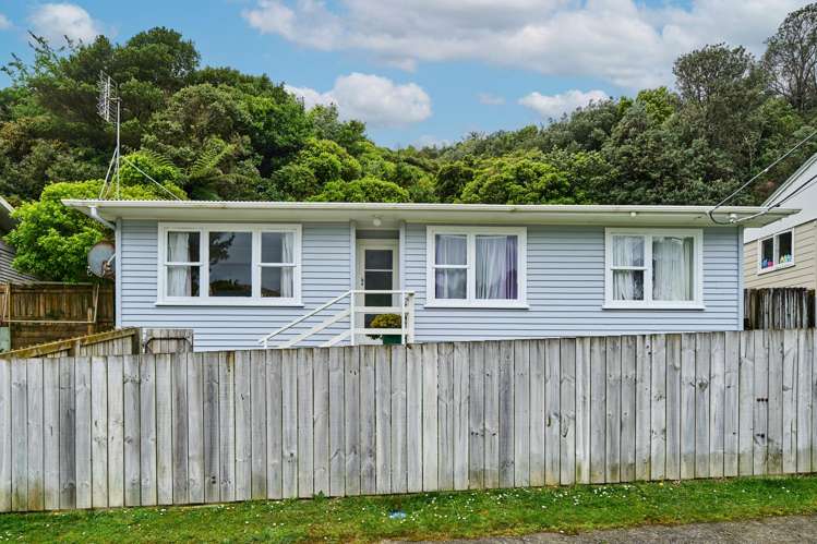 44 Cardiff Crescent Cannons Creek_0