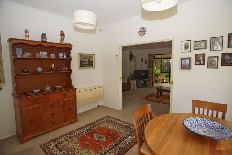 3 Castle Way Beckenham_3