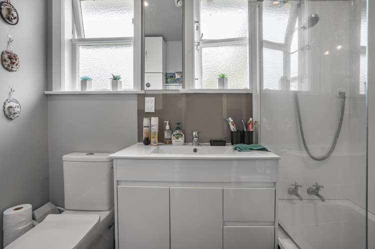 5 Rainey Grove Taita_8