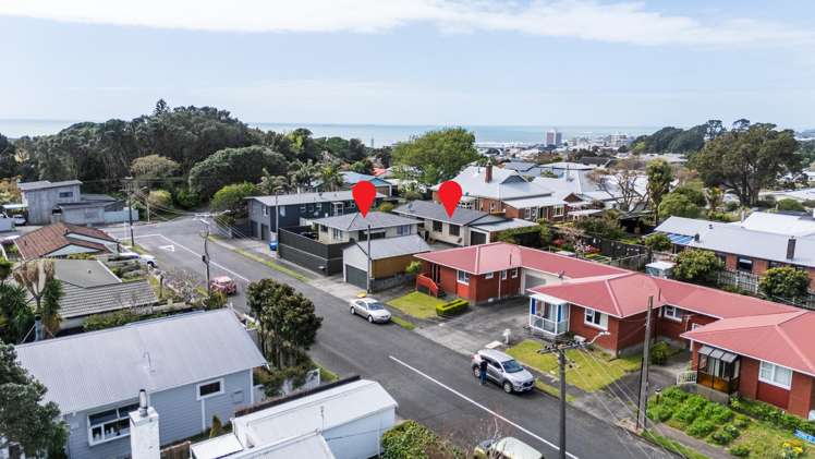 23A & 23B Stoke Street Westown_32