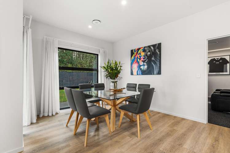 15 Monte Crescent Lincoln_15