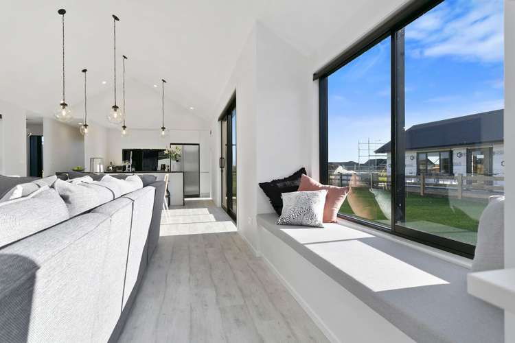 22 Alan Livingston Drive Cambridge_9