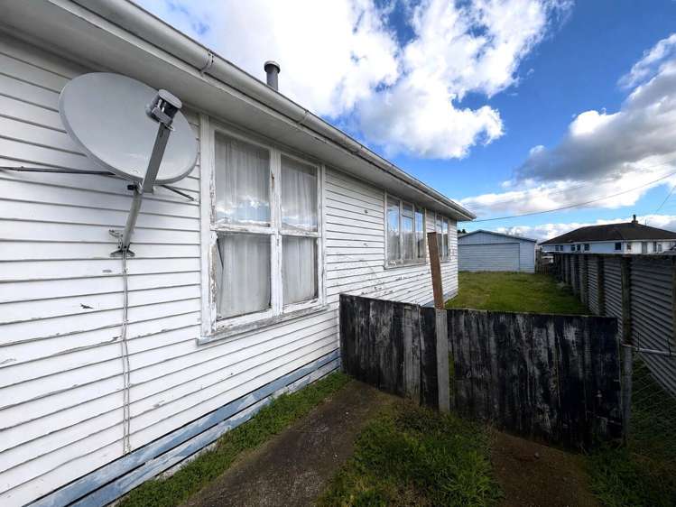 16 Robertshawe Crescent Dannevirke_4