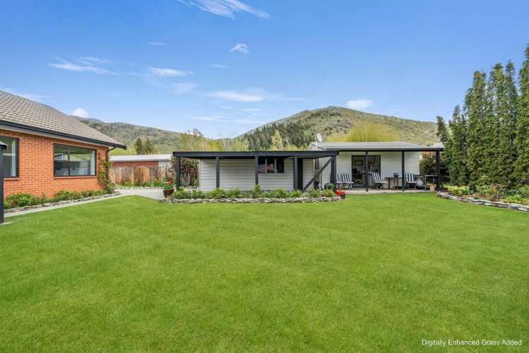 7 Benmore Place Omarama_19