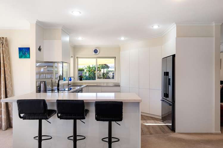 13 Roger Street Lytton West_7