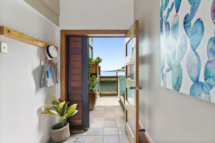 32 Owhiro Bay Parade Owhiro Bay_5