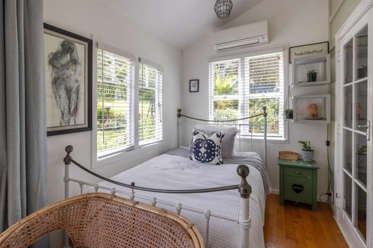 1 Crescent Road West Palm Beach_12