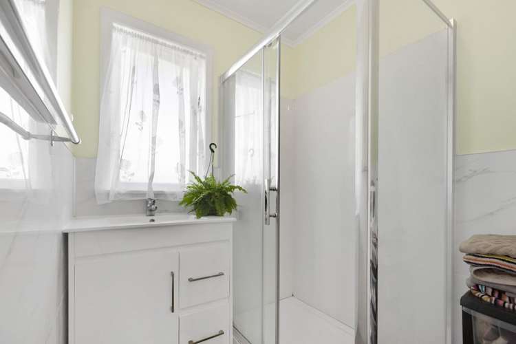 16 Grey Street Hawera_9