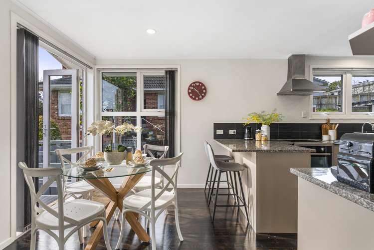 1/51 Larne Avenue Pakuranga Heights_7