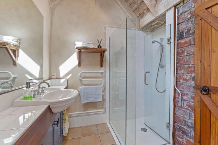 221 Mill Road Otaki_11