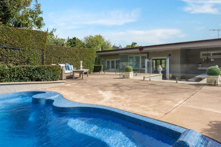 19 Montgomery Crescent Cockle Bay_8