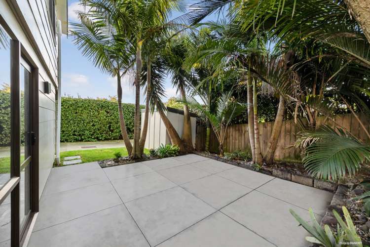 2/20 Greenhill Crescent Pakuranga_9