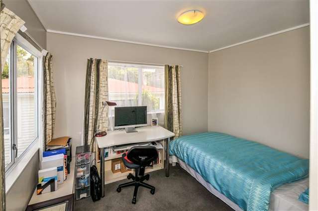 2/20 Hogans Road Glenfield_4