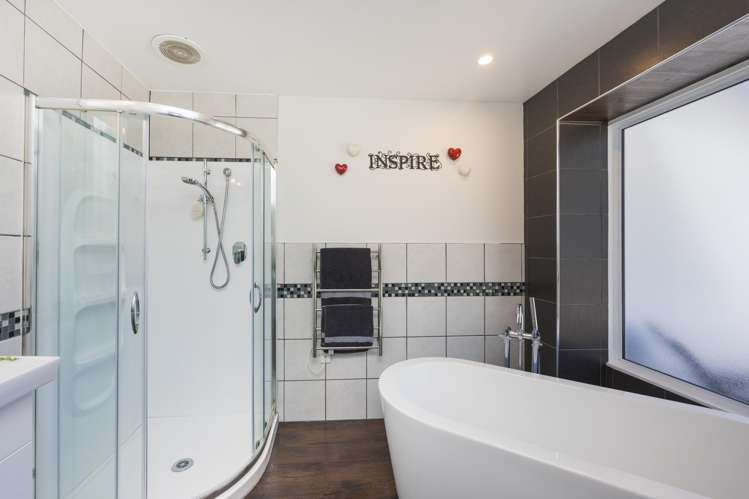 315 Newbury Line Newbury_15